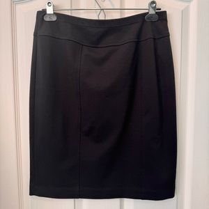 Ellen Tracy Black Stretchy Skirt M